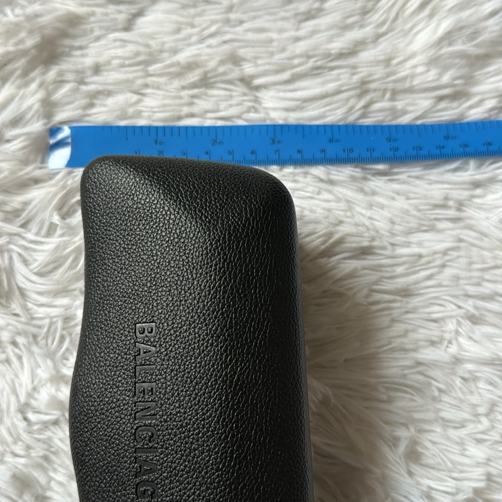 BALENCIAGA EXTRA LARGE BLACK LEATHER SUNGLASSES CASE WITH DRAWSTRING POUCH NEW - Picture 13 of 14